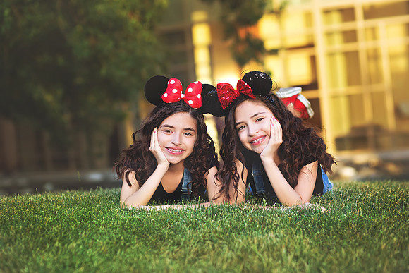 Twins-083